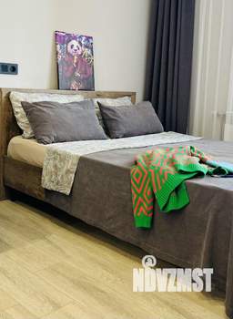 Студия квартира, посуточно, 38м2, 3/17 этаж