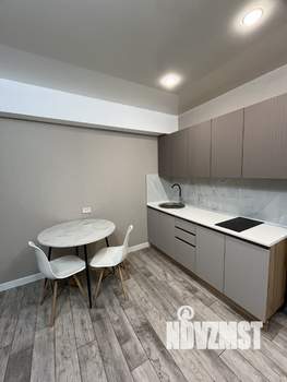 Студия квартира, посуточно, 32м2, 4/7 этаж