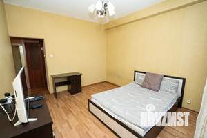 1-к квартира, посуточно, 40м2, 9/10 этаж