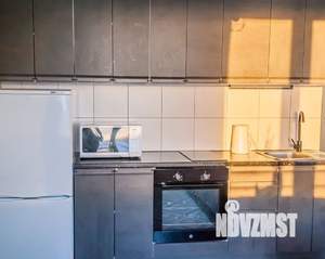 Студия квартира, посуточно, 40м2, 6/16 этаж