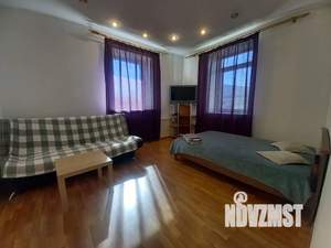 1-к квартира, посуточно, 33м2, 4/4 этаж