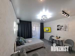 Студия квартира, посуточно, 31м2, 10/18 этаж