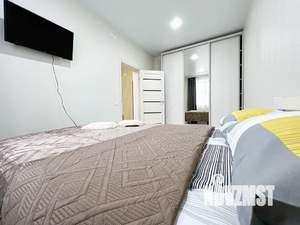 1-к квартира, посуточно, 42м2, 1/2 этаж