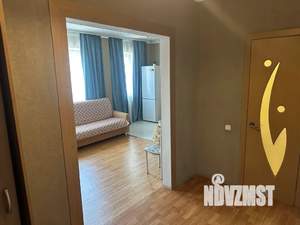 Студия квартира, посуточно, 35м2, 5/8 этаж