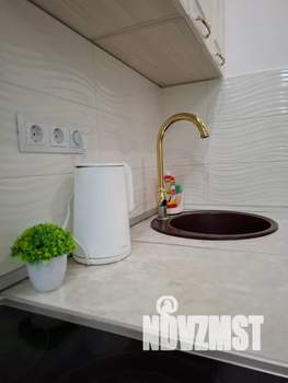 1-к квартира, посуточно, 40м2, 7/18 этаж