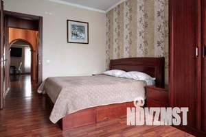 2-к квартира, посуточно, 60м2, 7/10 этаж