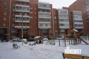 1-к квартира, посуточно, 42м2, 6/9 этаж