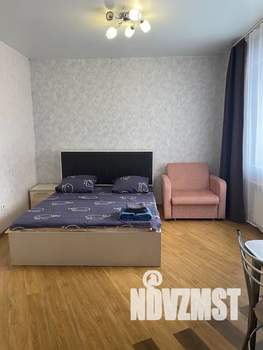 Студия квартира, посуточно, 35м2, 8/8 этаж