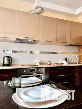 2-к квартира, посуточно, 68м2, 5/11 этаж