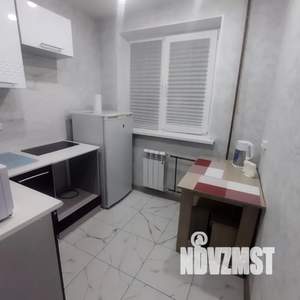2-к квартира, посуточно, 45м2, 1/5 этаж