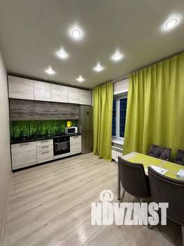 2-к квартира, посуточно, 52м2, 13/17 этаж