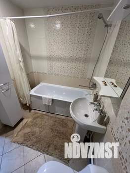 1-к квартира, посуточно, 35м2, 4/17 этаж