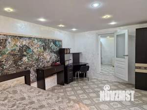 1-к квартира, посуточно, 64м2, 1/2 этаж