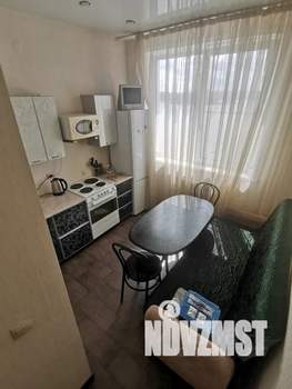 1-к квартира, посуточно, 42м2, 4/4 этаж