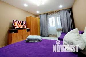 1-к квартира, посуточно, 35м2, 6/10 этаж