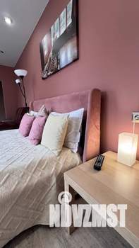 Студия квартира, посуточно, 40м2, 3/15 этаж