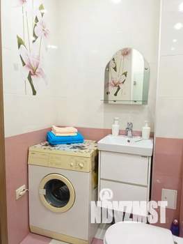 Студия квартира, посуточно, 42м2, 15/17 этаж