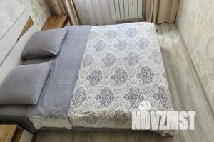 1-к квартира, посуточно, 40м2, 3/8 этаж