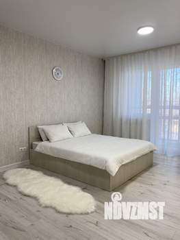 Студия квартира, на длительный срок, 40м2, 16/19 этаж