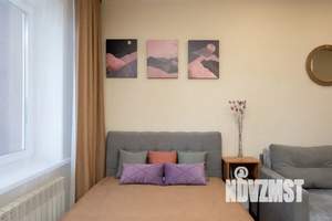 Студия квартира, посуточно, 40м2, 3/9 этаж