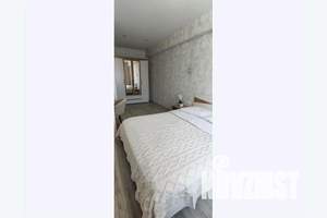 1-к квартира, посуточно, 40м2, 3/8 этаж