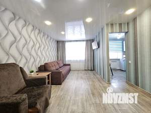 1-к квартира, посуточно, 42м2, 1/1 этаж