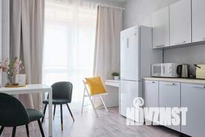 1-к квартира, посуточно, 38м2, 7/18 этаж