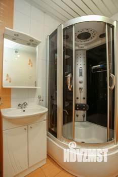 1-к квартира, посуточно, 40м2, 5/10 этаж