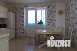 2-к квартира, посуточно, 70м2, 9/10 этаж