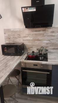 1-к квартира, посуточно, 42м2, 5/17 этаж