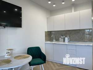 Студия квартира, посуточно, 40м2, 8/16 этаж