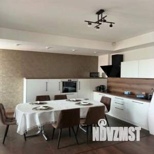 3-к квартира, посуточно, 100м2, 1/1 этаж