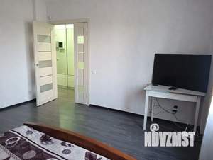 2-к квартира, посуточно, 40м2, 1/8 этаж