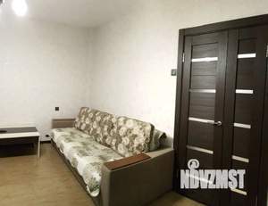 Студия квартира, посуточно, 42м2, 5/10 этаж