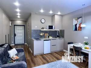 Студия квартира, посуточно, 35м2, 2/19 этаж