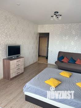 1-к квартира, посуточно, 40м2, 9/10 этаж