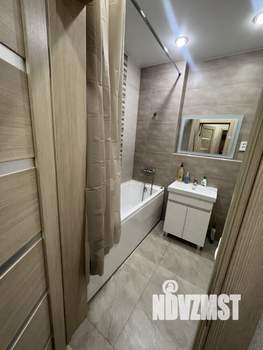 Студия квартира, посуточно, 40м2, 3/18 этаж