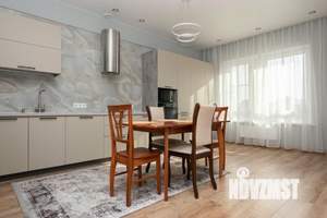 3-к квартира, на длительный срок, 100м2, 4/6 этаж