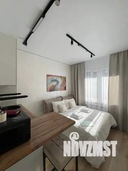 Студия квартира, посуточно, 14м2, 1/9 этаж