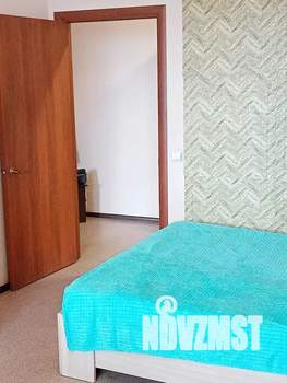 1-к квартира, посуточно, 42м2, 13/16 этаж