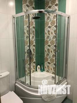 Студия квартира, посуточно, 38м2, 1/4 этаж