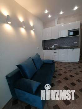 2-к квартира, посуточно, 40м2, 13/18 этаж