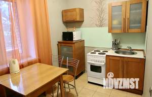1-к квартира, посуточно, 40м2, 3/5 этаж