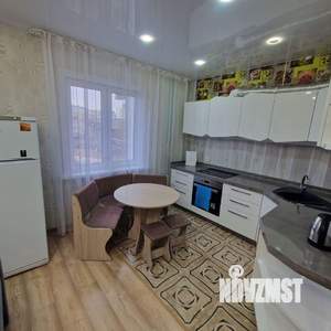 1-к квартира, посуточно, 50м2, 1/1 этаж