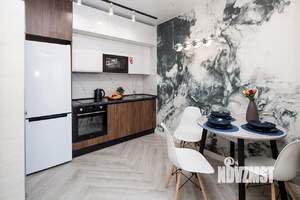 1-к квартира, посуточно, 48м2, 1/1 этаж