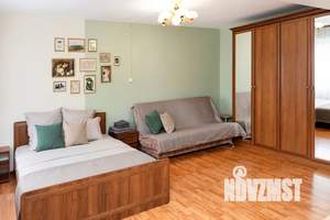 Студия квартира, посуточно, 33м2, 3/5 этаж