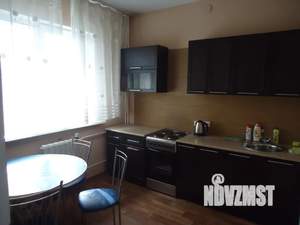 1-к квартира, посуточно, 42м2, 4/15 этаж