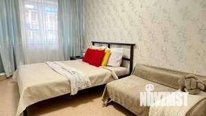 1-к квартира, посуточно, 36м2, 3/18 этаж