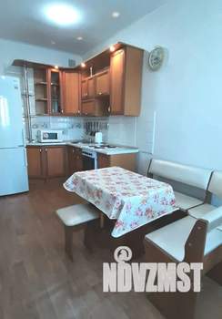 2-к квартира, посуточно, 43м2, 2/10 этаж