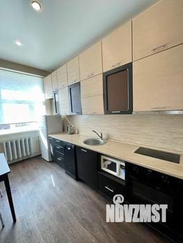 1-к квартира, посуточно, 42м2, 4/9 этаж